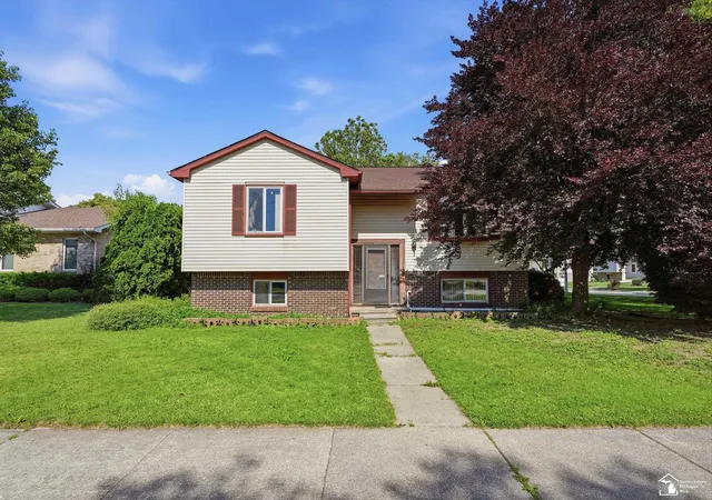1st image of 24539 Westpoint Ave, Trenton, MI 48183 | MLS# 50213061