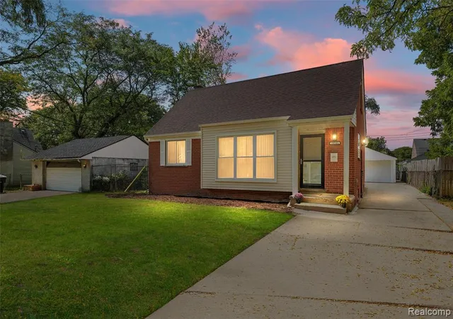 30th image of 19201 Bentler St, Detroit, MI 48219 | MLS# 61007215