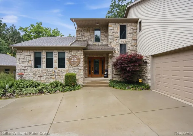 Homes for sale in Oxford, MI | 4196 Hosner Rd, Oxford, MI 48370 | MLS# 61004511