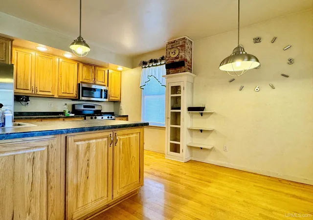 Photo 4 of Single family home for sale at 51944 Tamarack St, Hubbell, MI 49934 | MLS# 50197736 | Listing updated on 2026-09-22