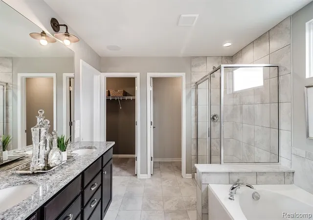 9th image of 834 Risdon Trl, Saline, MI 48176 | MLS# 60348069