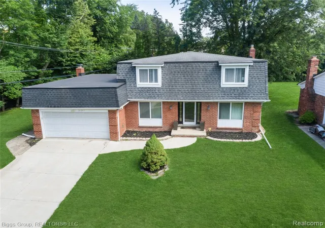 Homes for sale in Lathrup Village, MI | 26207 Meadowbrook Wy, Lathrup Village, MI 48076 | MLS# 61006942