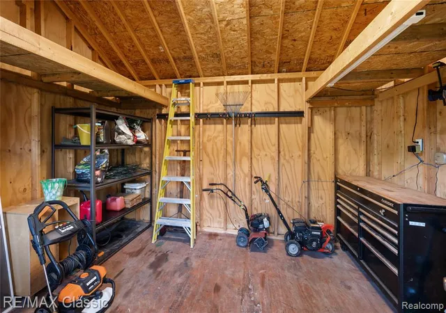 Photo 38 of Sale Pending at 36159 W Lyman Rd, Farmington Hills, MI 48331 | MLS# 61016211 | Listing updated on 2026-08-21
