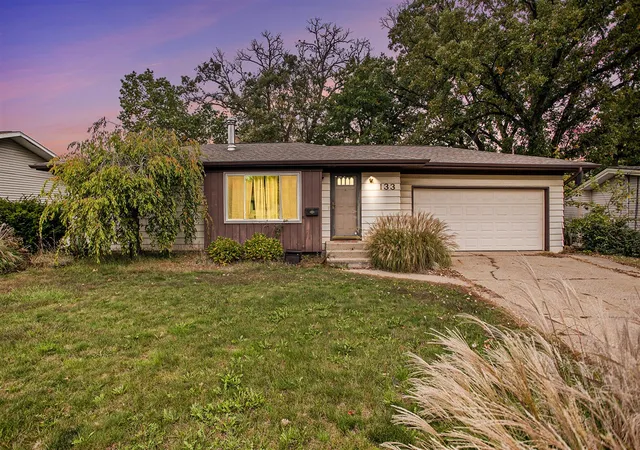 Photo 2 of Single family home for sale at 133 Country Club Ter, Battle Creek, MI 49015 | MLS# 70500679 | Listing updated on 2025-11-25
