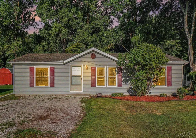 Photo 1 of Sale Pending at 1079 N Huron Rd, Linwood, MI 48634 | MLS# 50219991 | Listing updated on 2026-09-04
