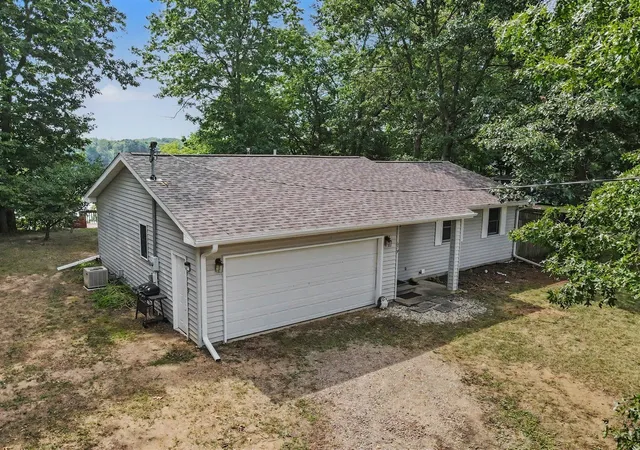 2nd image of 679 Deborah Dr, Union City, MI 49094 | MLS# 70549688