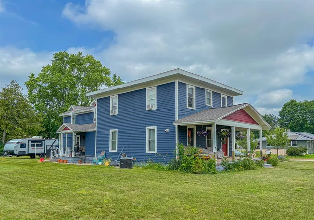Homes for sale in Big Rapids, MI | 326 W Bridge St, Big Rapids, MI 49307 | MLS# 70544760