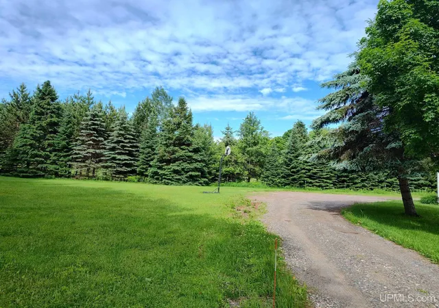 Homes for sale in Iron River, MI | 497 Bates Amasa Road Road, Iron River, MI 49935 | MLS# 50212254