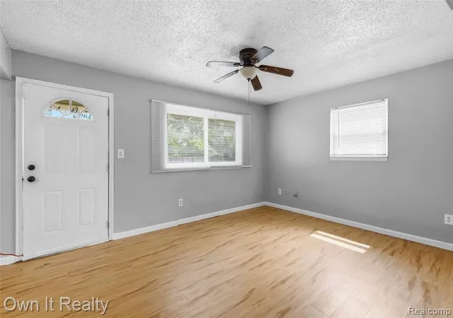 Photo 4 of Single family home for sale at 8082 Robert St, Taylor, MI 48180 2306 | MLS# 61023681 | Listing updated on 2026-10-07