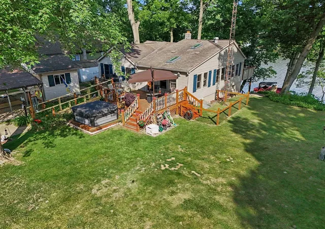 2nd image of 58650 River Heights Dr, Three Rivers, MI 49093 | MLS# 70550465