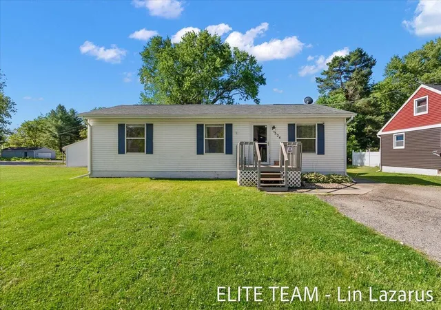 Homes for sale in Vicksburg, MI | 524 Rose St, Vicksburg, MI 49097 | MLS# 70543688