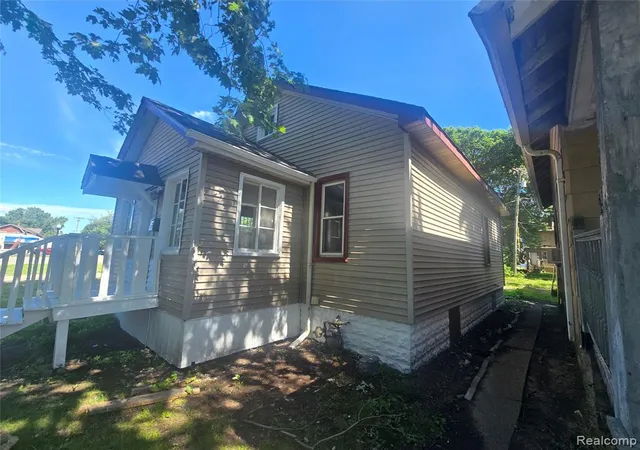 Homes for sale in Ecorse, MI | 15 E Goodell, Ecorse, MI 48229 | MLS# 60992390