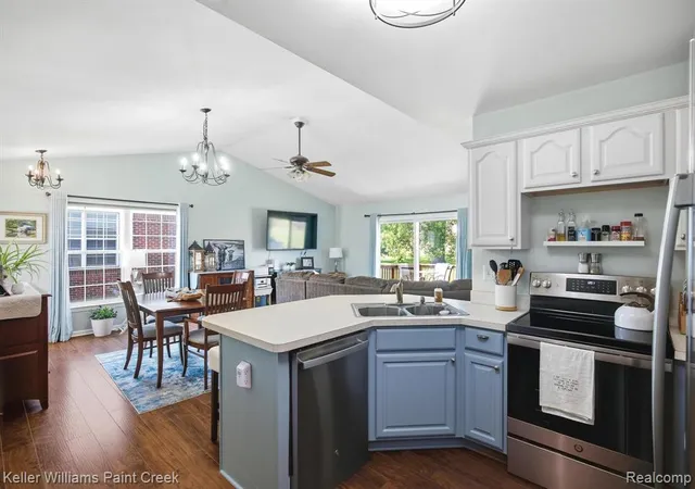 4th image of 465 Victoria Ln, Romeo, MI 48065 | MLS# 61008052