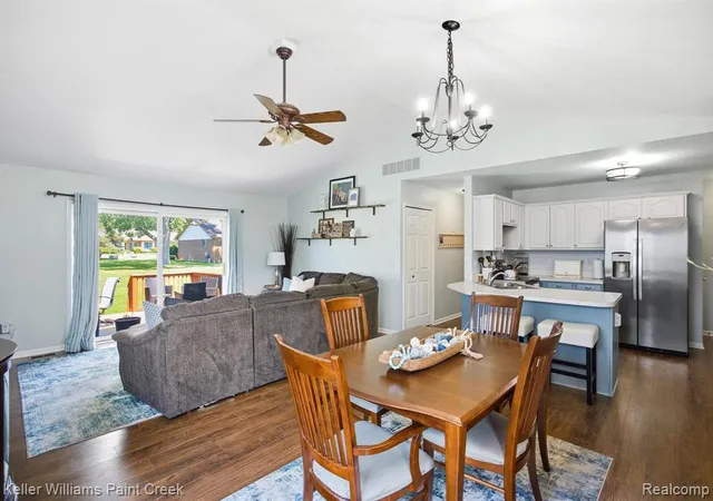 5th image of 465 Victoria Ln, Romeo, MI 48065 | MLS# 61008052