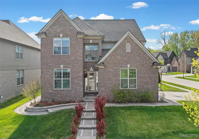 2nd image of 3559 Birchmount Dr, Troy, MI 48083 | MLS# 60993275