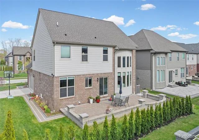 4th image of 3559 Birchmount Dr, Troy, MI 48083 | MLS# 60993275