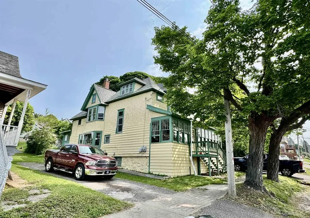 Homes for sale in Hancock, MI | 803 Elm St, Hancock, MI 49930 | MLS# 50211634