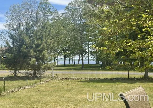 Homes for sale in Gladstone, MI | 2601 W 2nd Ave, Gladstone, MI 49837 | MLS# 50210309