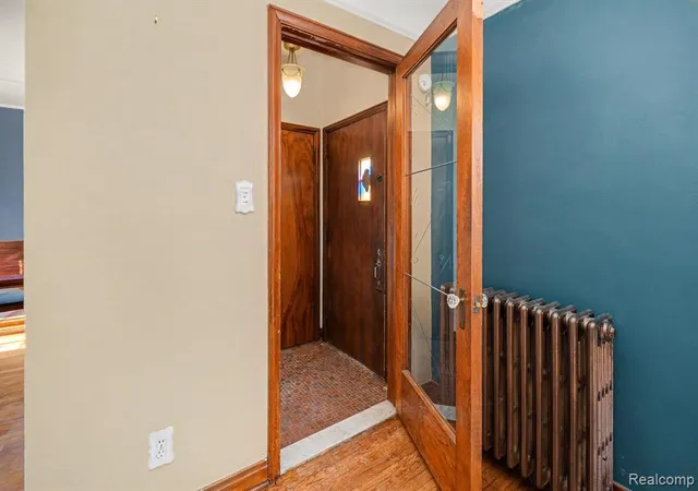 Photo 4 of Single family home for sale at 20501 Shady Ln Ave, Saint Clair Shores, MI 48080 | MLS# 60973414 | Listing updated on 2026-07-07