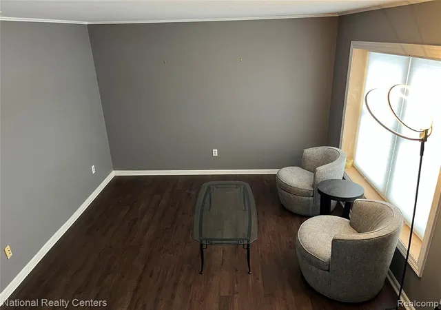 5th image of 1200 Marseille Ct, Rochester Hills, MI 48307