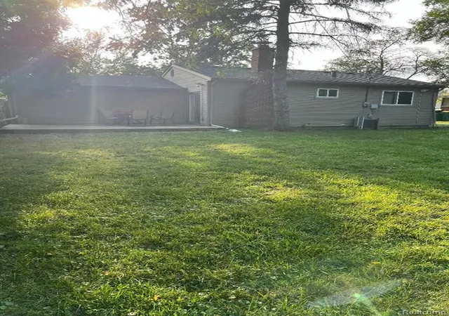 12th image of 9829 Gary St, Romulus, MI 48174 | MLS# 60334250