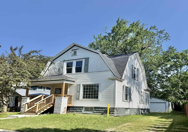 Homes for sale in Bay City, MI | 1811 9th St, Bay City, MI 48708 | MLS# 50213862