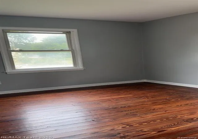 Homes for sale in Taylor, MI | 6646 Harding St, Taylor, MI 48180 | MLS# 61007848