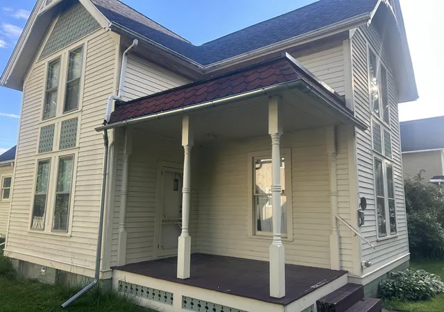 Homes for sale in Mount Clemens, MI | 43 Lincoln Street Street, Mount Clemens, MI 48043 | MLS# 50211683