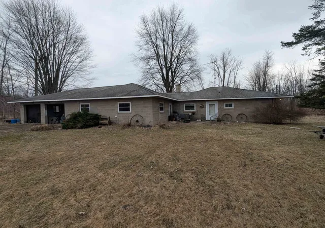 Homes for sale in Turner, MI | 4438 Reynolds Rd, Turner, MI 48765 | MLS# 80066442