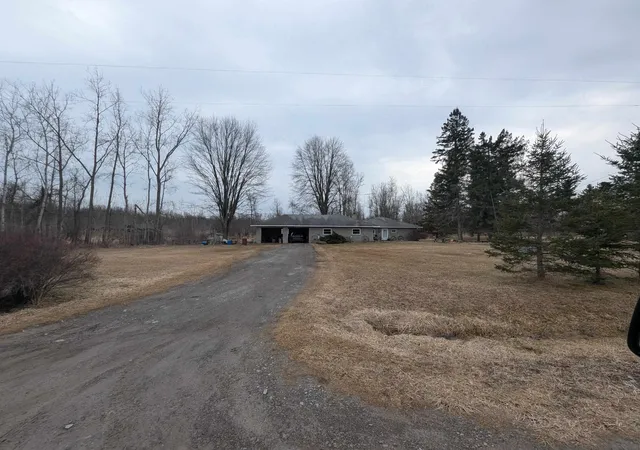 Homes for sale in Turner, MI | 4438 Reynolds Rd, Turner, MI 48765 | MLS# 80066442