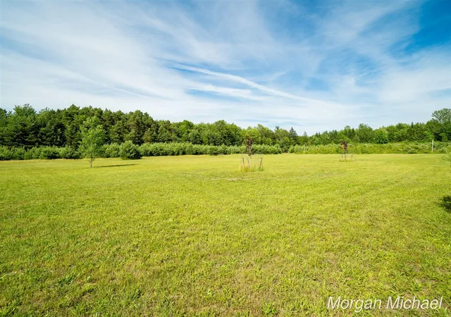 2nd image of 3825 S Brooks, Muskegon, MI 49444 | MLS# 70539377