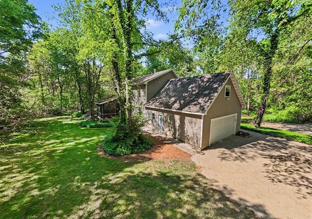 4th image of 5767 Miranda Dr, Greenville, MI 48838 | MLS# 70535795