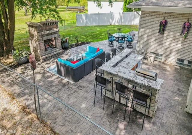 Photo 3 of Single family home for sale at 49199 Fairchild Rd, Macomb Twp, MI 48042 | MLS# 50220040 | Listing updated on 2026-09-11