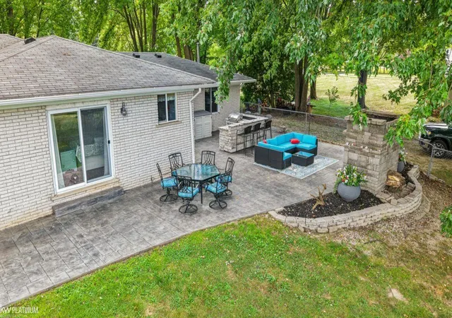Photo 4 of Single family home for sale at 49199 Fairchild Rd, Macomb Twp, MI 48042 | MLS# 50220040 | Listing updated on 2026-09-11