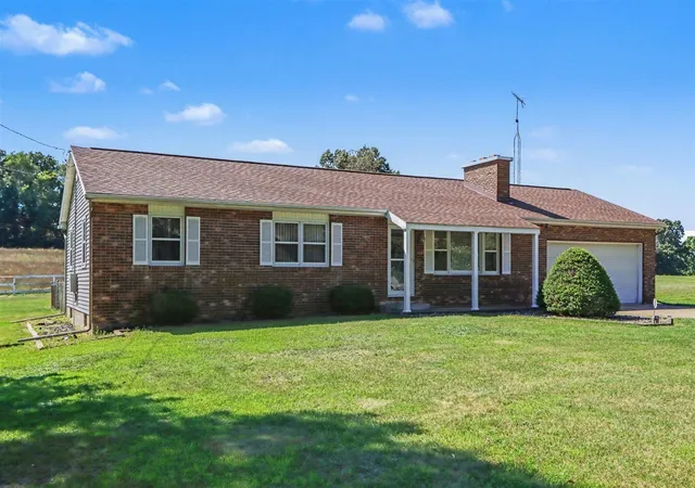 Photo 2 of Single family home for sale at 23275 N Uldriks Dr, Battle Creek, MI 49017 | MLS# 70554503 | Listing updated on 2026-08-27
