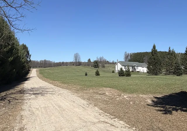 Homes for sale in Bellaire, MI | 7684 Honey Hollow Rd, Bellaire, MI 49615 | MLS# 80067569