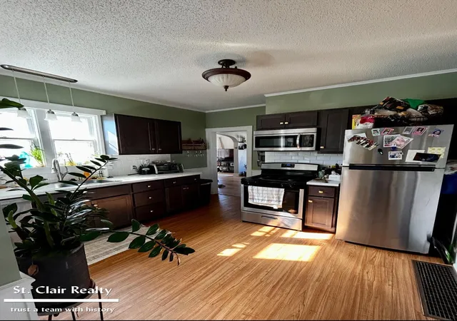 5th image of 506 W Muskegon Ave, Muskegon, MI 49440 | MLS# 50209054