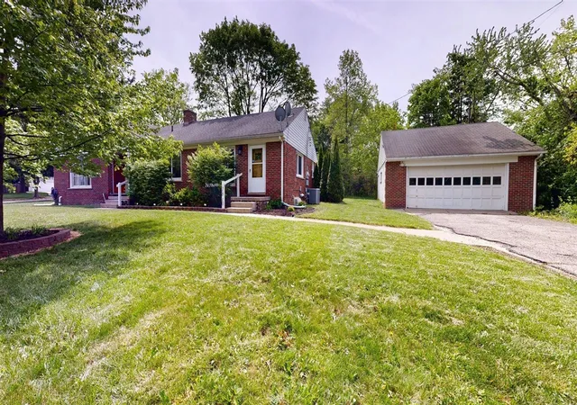 Homes for sale in Ann Arbor, MI | 1810 E Stadium Blvd, Ann Arbor, MI 48104 | MLS# 70536213