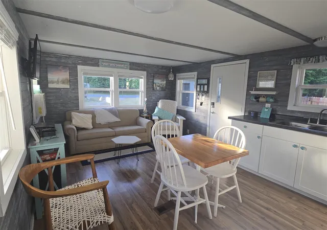 4th image of 7949 W Fox Rd, Mears, MI 49436 | MLS# 70537202