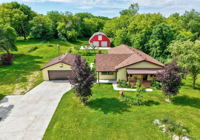Homes for sale in Mount Morris, MI | 5366 E Mount Morris Rd, Mount Morris, MI 48458 | MLS# 61006052