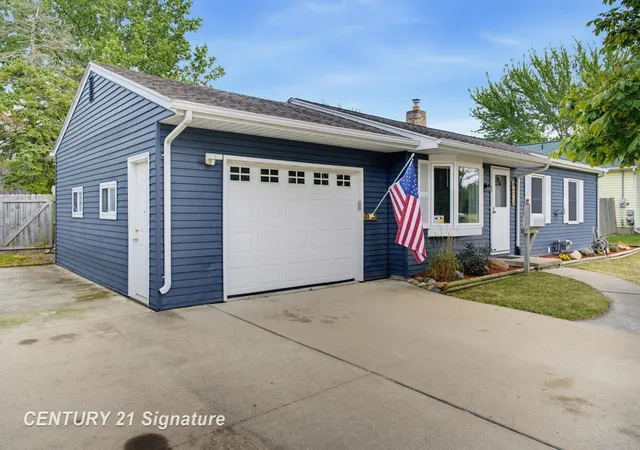 2nd image of 4526 Lorraine Ave, Saginaw, MI 48604 | MLS# 50219534