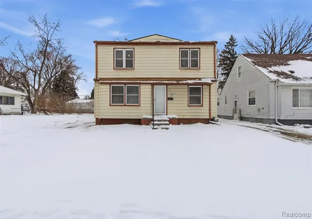 Homes for sale in Eastpointe, MI | 14725 Agnes Ave, Eastpointe, MI 48021 | MLS# 60985333