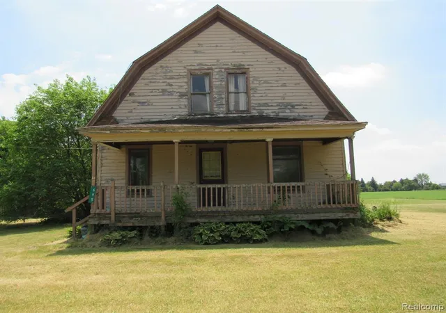 Homes for sale in Bay City, MI | 695 W Cass Avenue Rd, Bay City, MI 48708 | MLS# 61001276