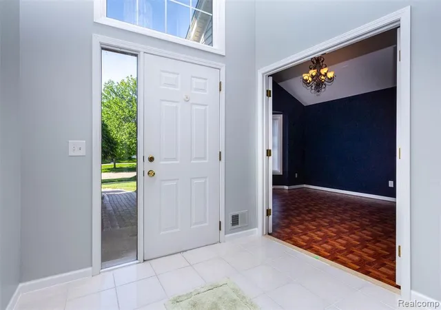 Photo 5 of Single Family Residence at 14016 Strathmore Dr, Shelby Township, MI 48315 | MLS# 60997145 | | Sold on 2026-08-07
