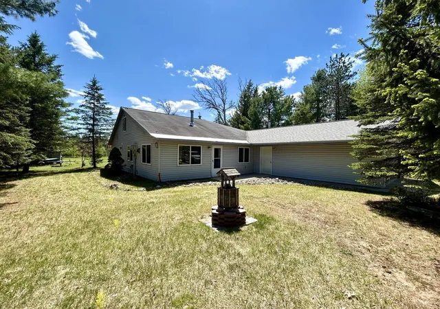 Homes for sale in Luzerne, MI | 5510 Ridge Rd, Luzerne, MI 48636 | MLS# 80069264