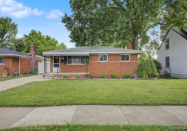 Homes for sale in Garden City, MI | 29192 James St, Garden City, MI 48135 | MLS# 61003230
