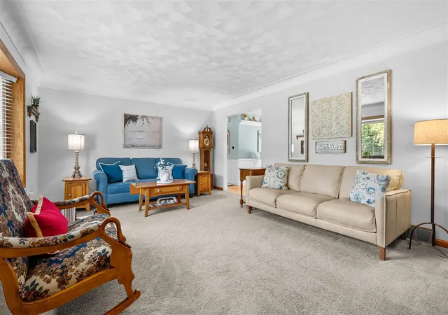 Photo 4 of Sale Pending at 5037 Patland Dr, Kalamazoo, MI 49009 | MLS# 70553964 | Listing updated on 2026-08-23