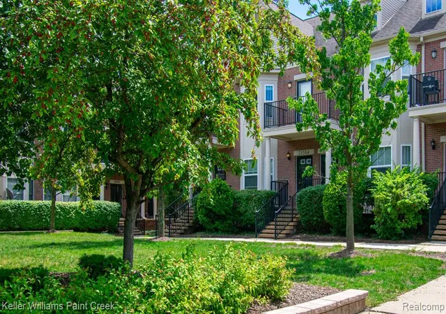 Photo 5 of Condo for sale at 25564 Portico Ln #84, Novi, MI 48375 | MLS# 61017788 | Listing updated on 2026-08-23