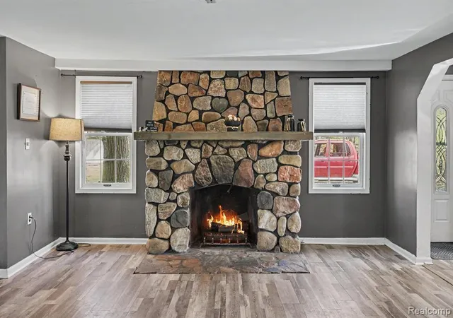 Homes for sale in Highland, MI | 4725 Hickory Dr, Highland, MI 48356 | MLS# 60990312