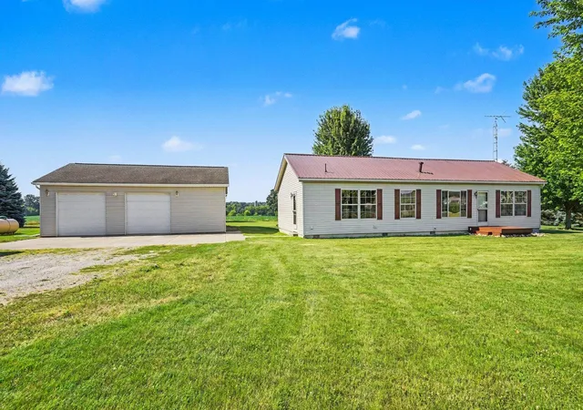 1st image of 3895 W Broomfield Rd, Mount Pleasant, MI 48858 | MLS# 80071109